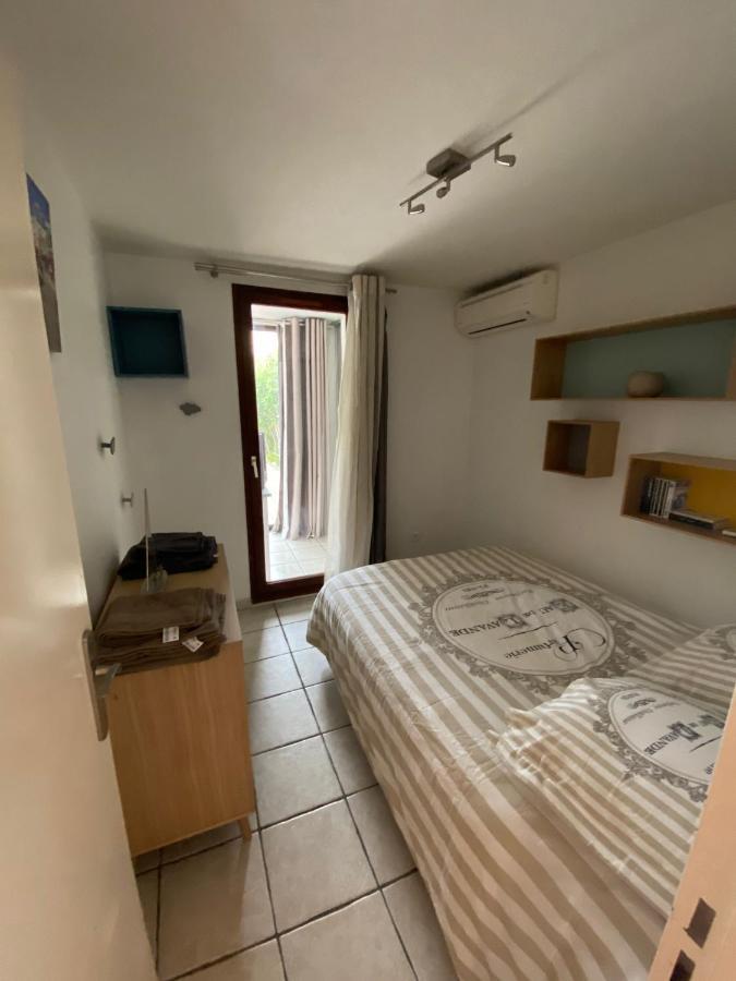 Logement Entier T2 Climatise, Parking Gratuit, Jardin, Plage A 2Min A Pied Санари-сюр-Мер Экстерьер фото